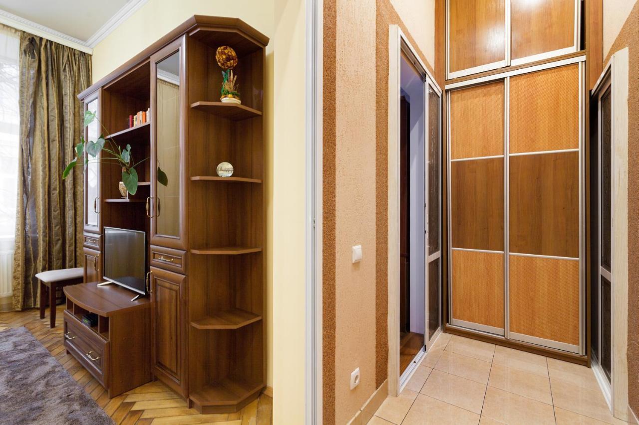 3Х Комнатная Уютная Квартира В Центре Львова Extérieur photo