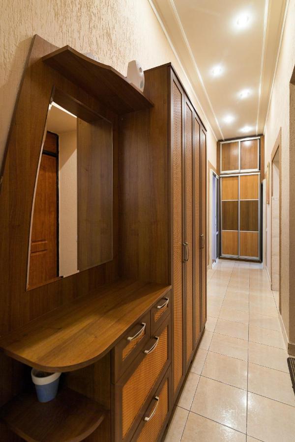 3Х Комнатная Уютная Квартира В Центре Львова Extérieur photo
