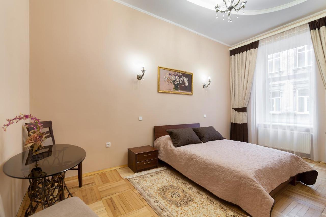 3Х Комнатная Уютная Квартира В Центре Львова Extérieur photo